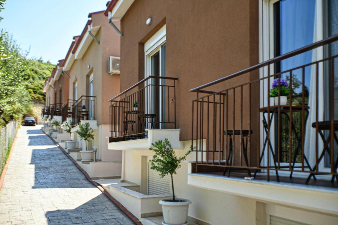 Valery Apartments Pefkochori Dış mekan fotoğraf